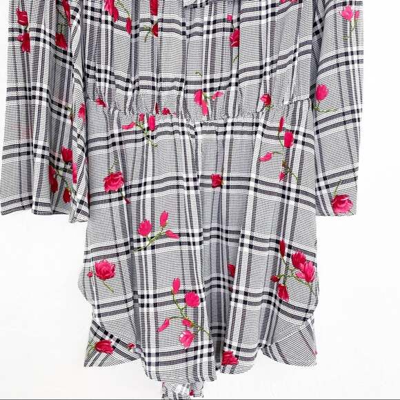 Miss Love Off The Shoulder Bell Sleeve Shorts Romper Black Plaid Cherry Small - Picture 6 of 12
